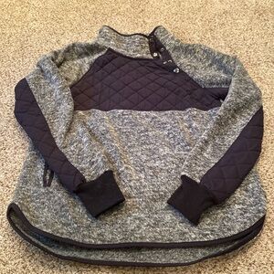 Abercrombie & Fitch quilted fleece sweatshirt